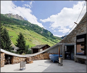 Casa din colina